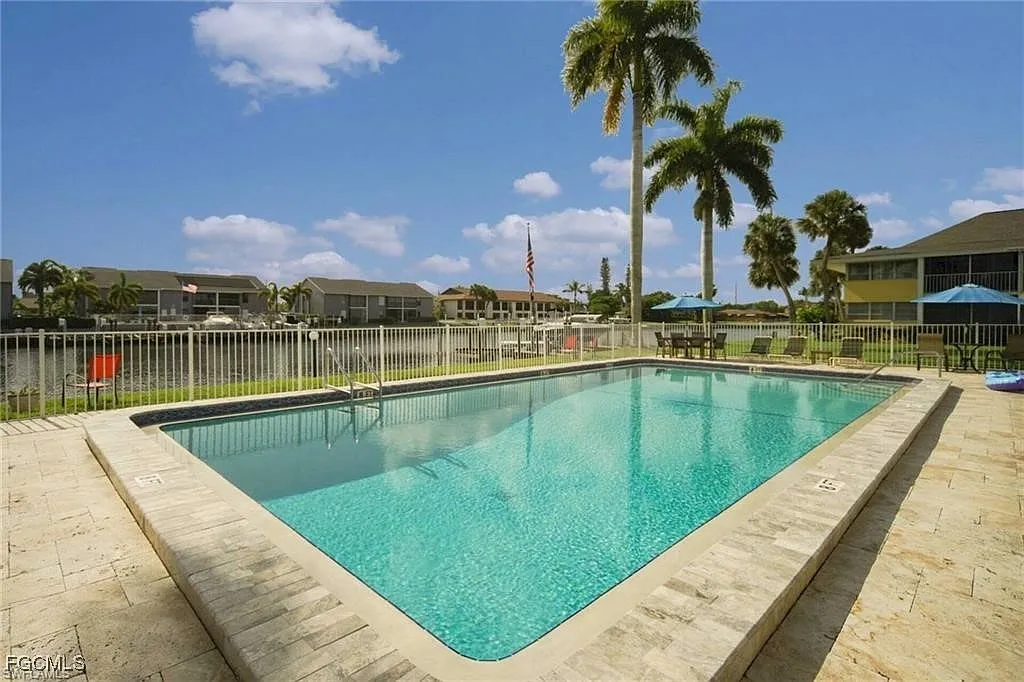 2 bed, 2.0 bath, 1117 sqft, $1,500 — Photo 3