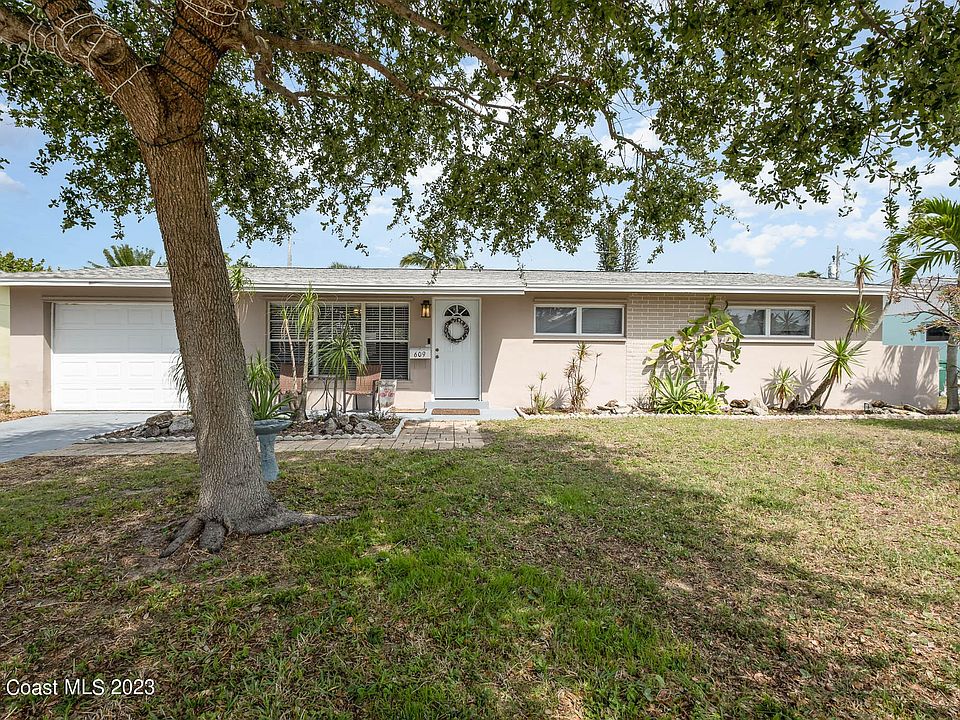 1st image of 609 Verbenia Dr