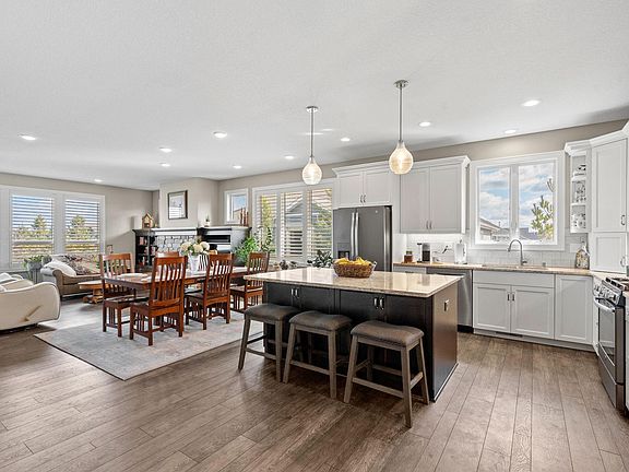 3rd image of 5189 Sundial Ct