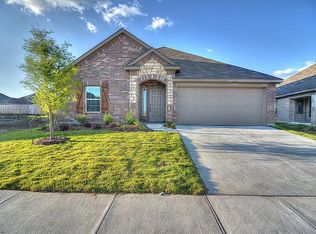 1516 Castle Creek Dr, Little Elm, TX 75068