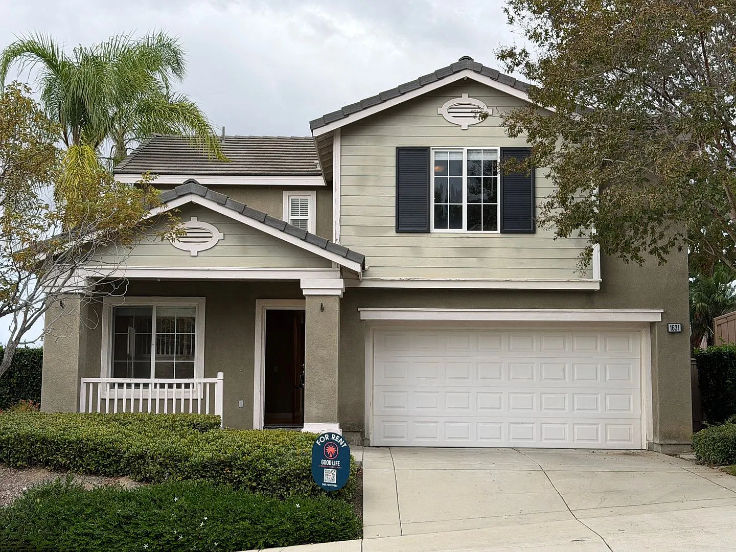 SD: Spacious Two-Story 3BD/3BA in Vista w/ Private Backyard & Community Pool! — Photo 1