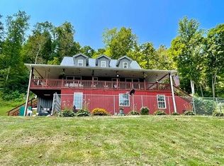 1333 Rocky Br, Spencer, WV 25276