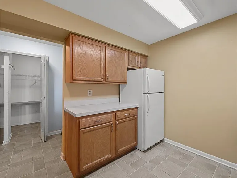 101 Fieldcrest St — Photo 11