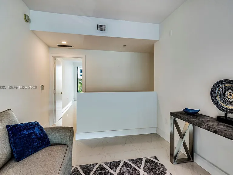6000 Collins Ave #346 — Photo 13