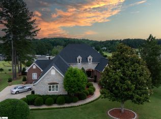 28 Laurelcrest Ln, Travelers Rest, SC 29690