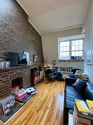 Rented by City Connections Realty | media 16