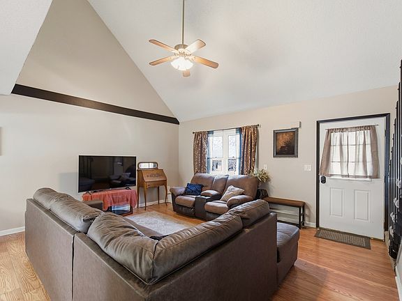 3rd image of 5100 Tamara Ln
