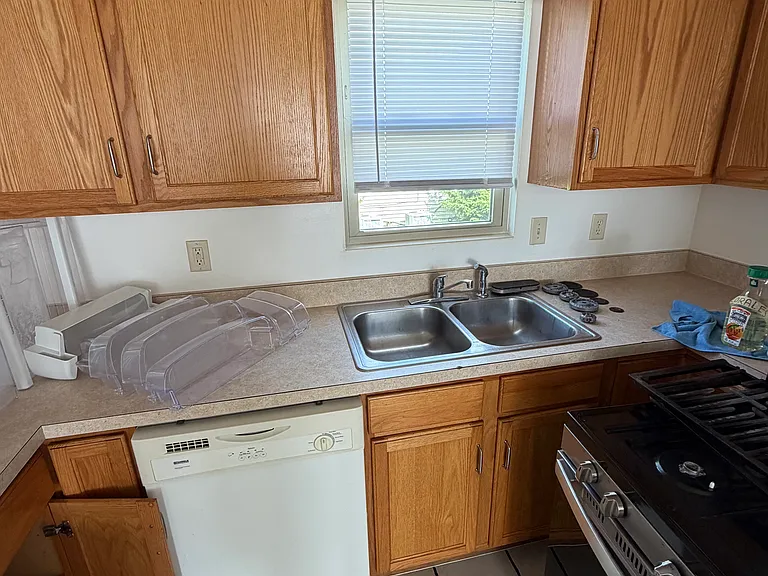 420 Johnston St #1 — Photo 29