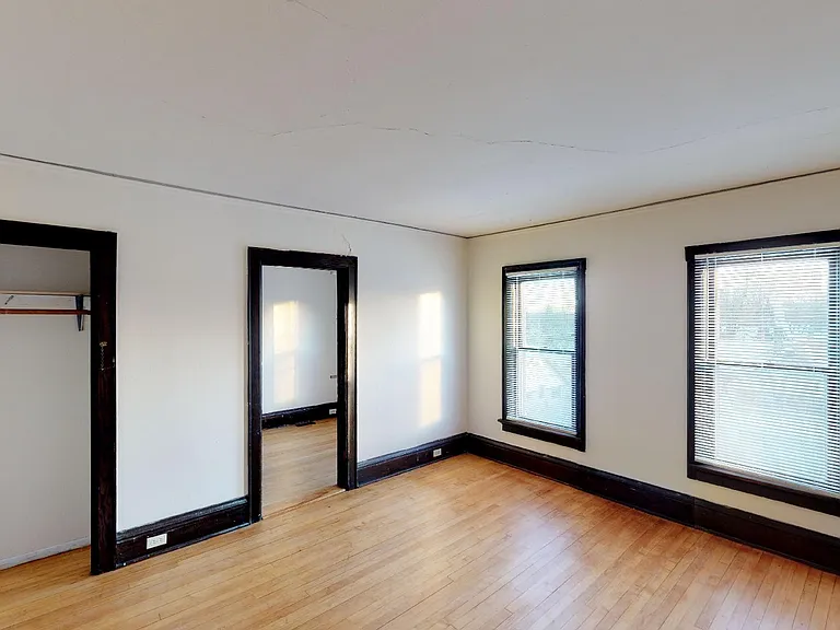 1728 Van Hise Ave — Photo 10