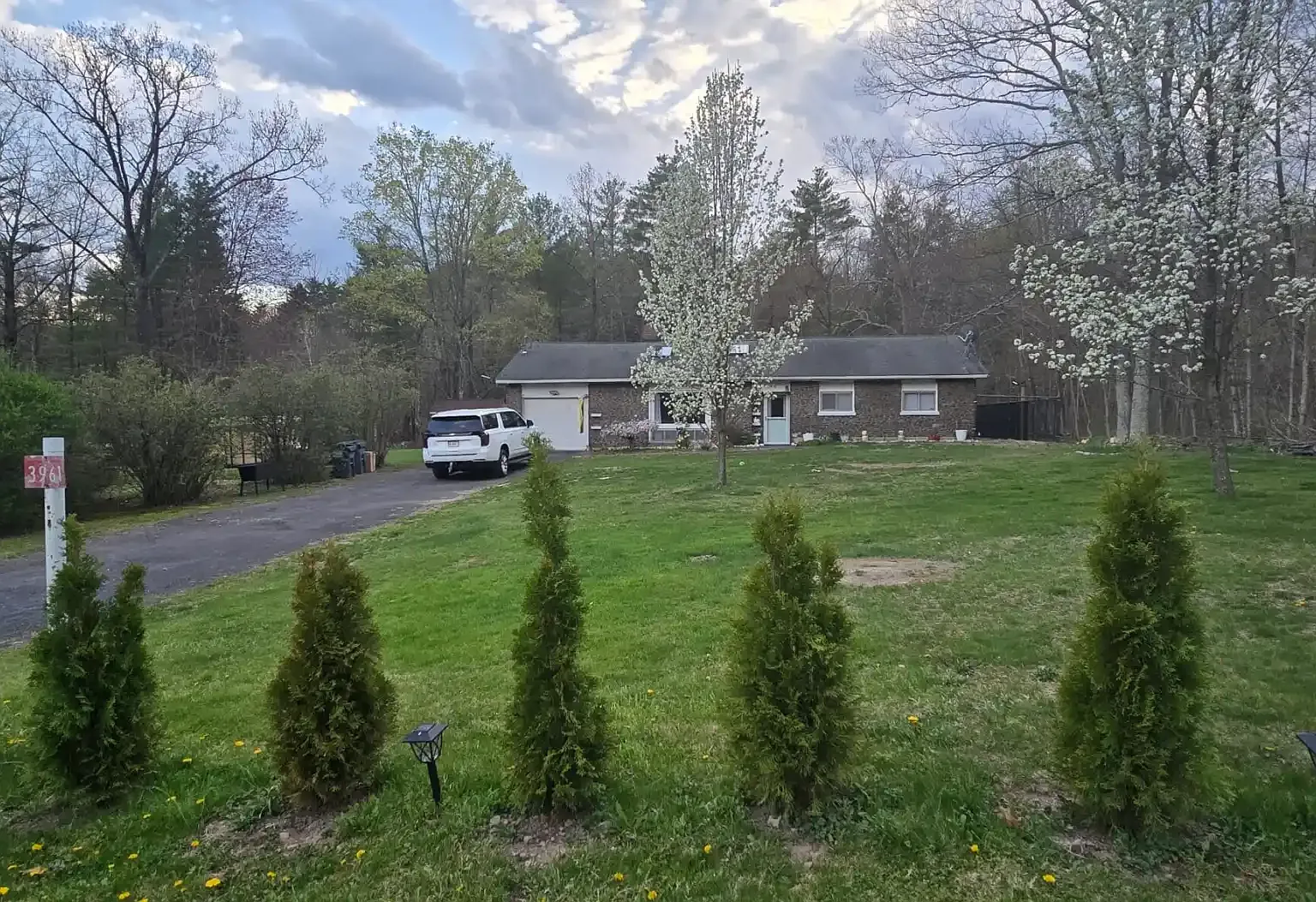 3 bed, 1500 sqft, $2,250 — Photo 1