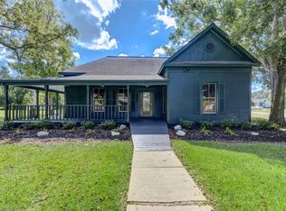 602 E Myrtle St, Angleton, TX 77515