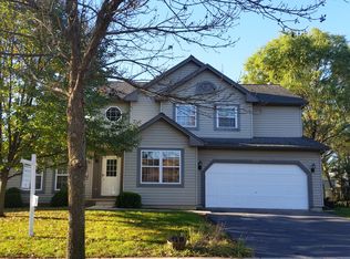 330 Brittany Trl, Elgin, IL 60120