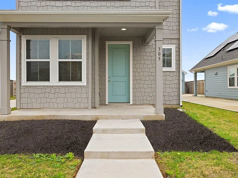 303 Elm Branch Trl — Photo 4