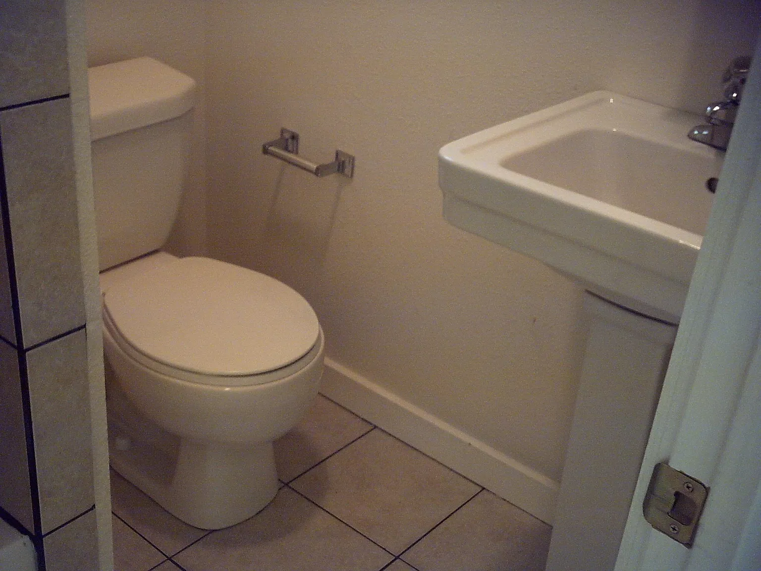 1214 W Hays St — Photo 4