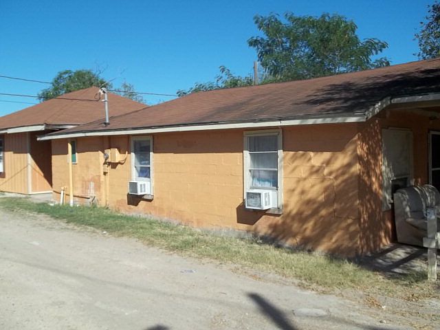 2nd image of 7516 S Colorado Ln