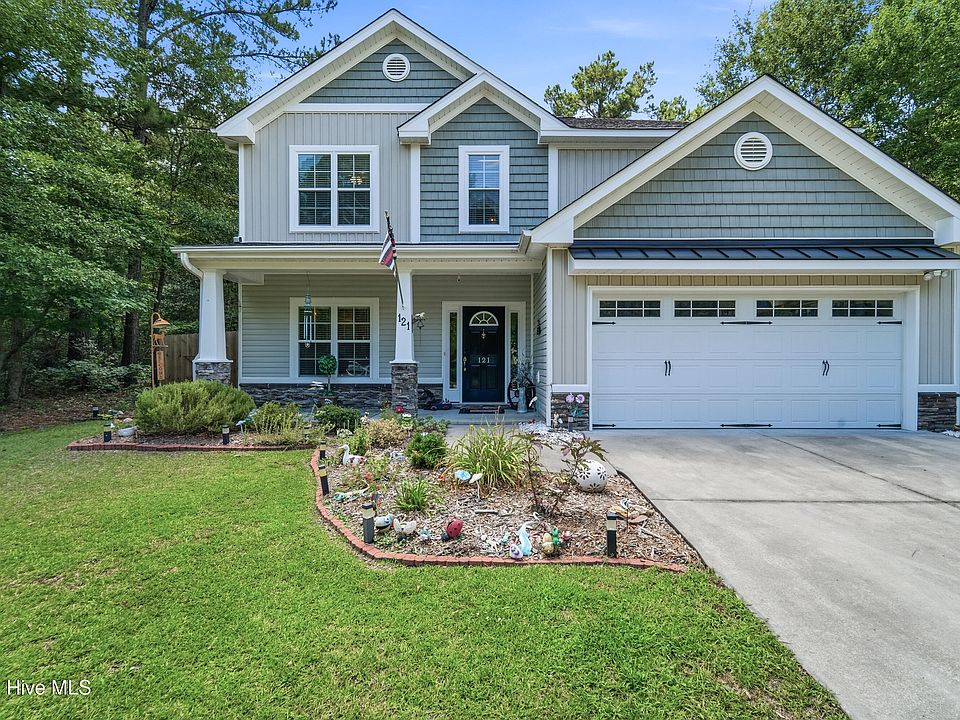 1st image of 121 Navy Blue Drive