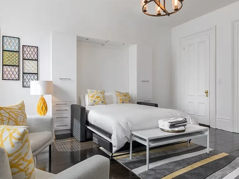 169 Beacon St #3R — Photo 3