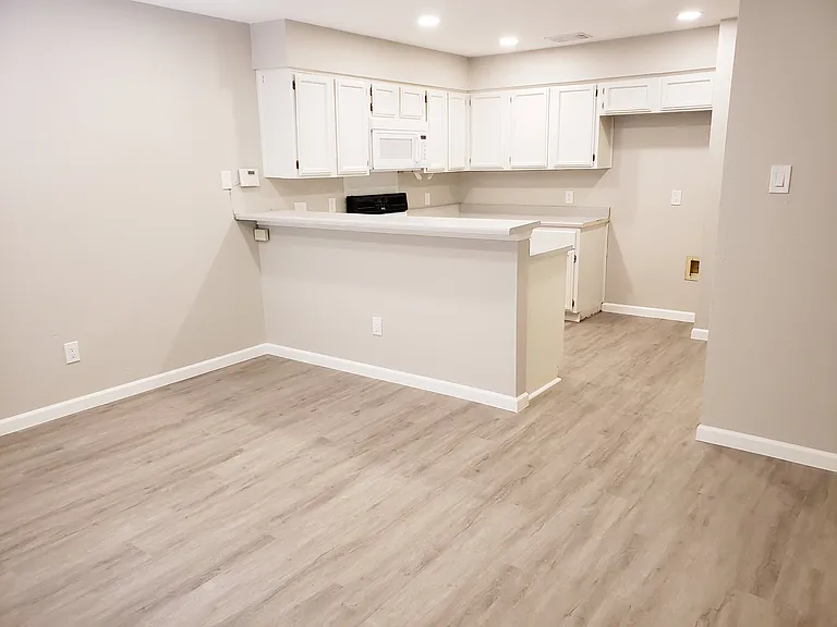 12913 Steeple Chase Dr — Photo 6