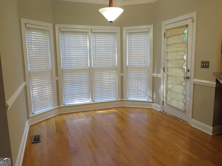 2205 Crescent Walk — Photo 25