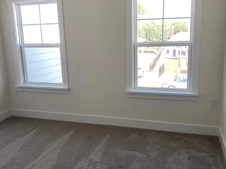 2075 Shaded Knoll Rd — Photo 12