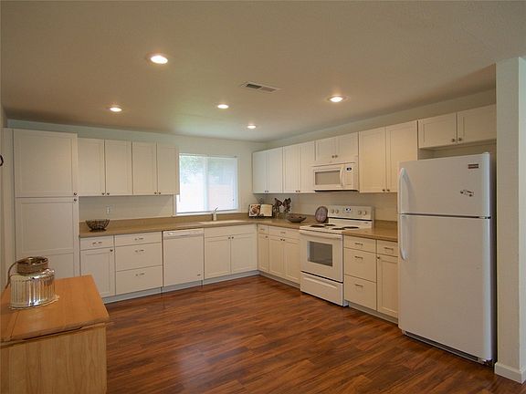 5th image of 26507 187th Ave SE