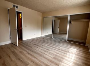 2220 W Victory Blvd APT 102, Burbank, CA 91506