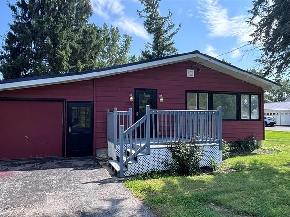 3926 Pearl Street Rd, Batavia, NY 14020