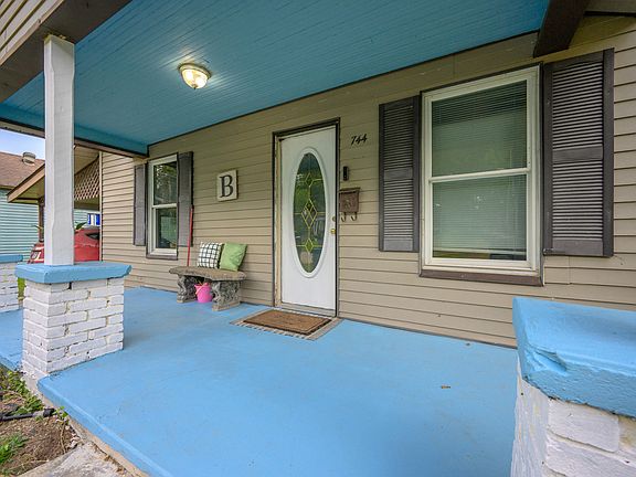 3rd image of 744 Bates St