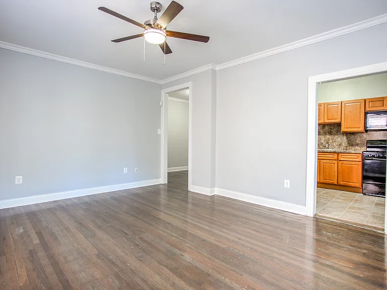 Campus Apartments — Photo 7