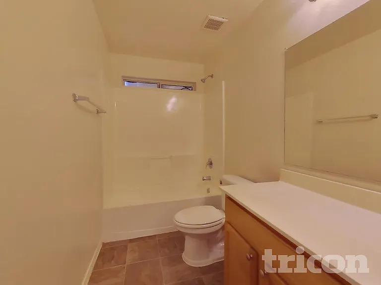 12510 W Scotts Dr — Photo 9