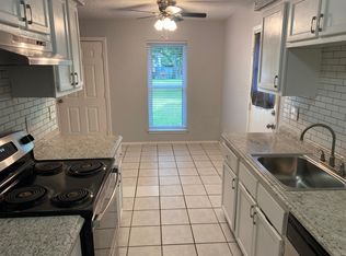 308 Lake Creek Cir, Round Rock, TX 78664