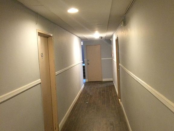 3rd image of 590 Bergen Ave #B9a
