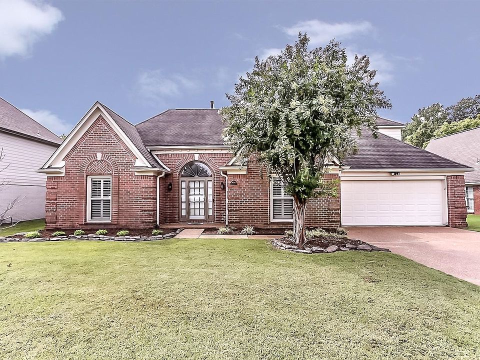 1st image of 8761 Forest Breeze Dr