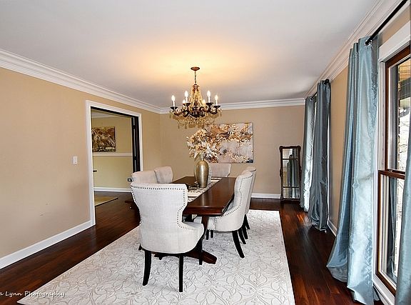 2nd image of 42W568 Ironwood Ct