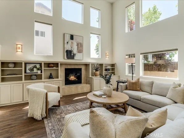 1095 Megan Ct, Templeton, CA 93465
