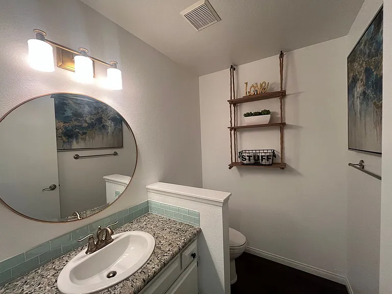 320 Foothill Rd — Photo 17