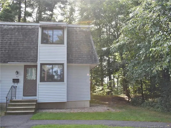 32 Northampton Lane #32, Plainville, CT 06062