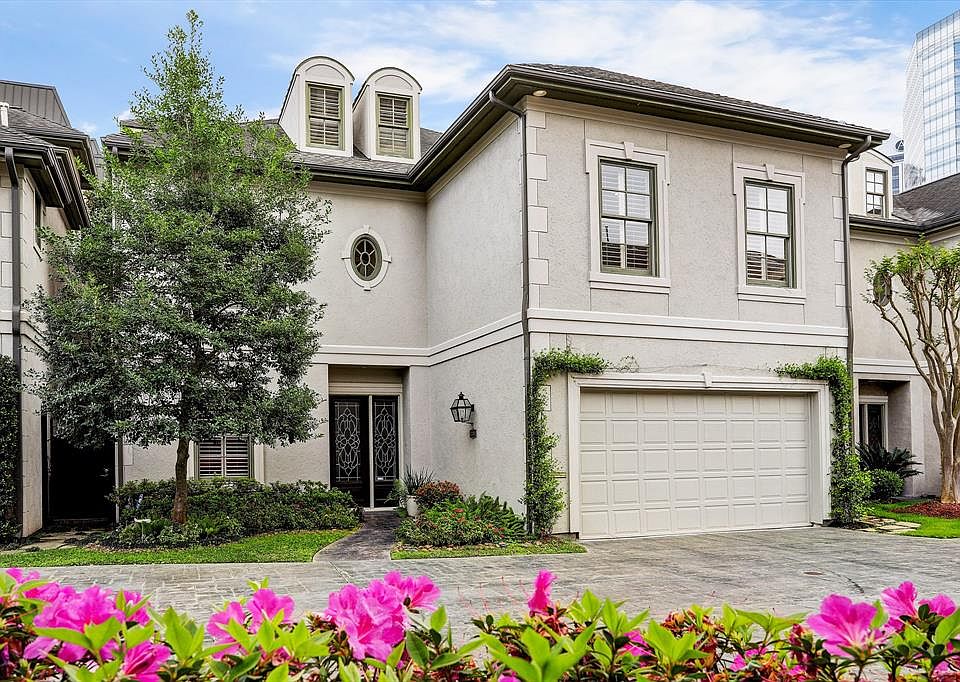1st image of 1231 Wynden Oaks Garden Dr
