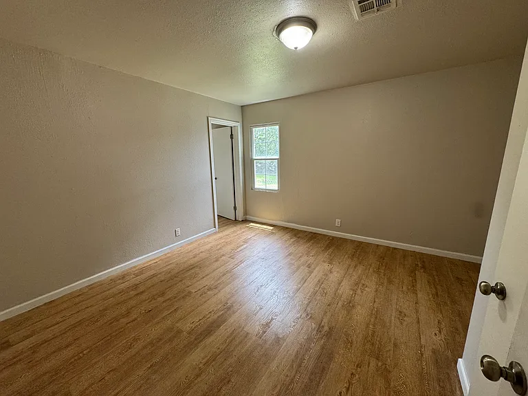 3416 S Liberty Ave — Photo 11