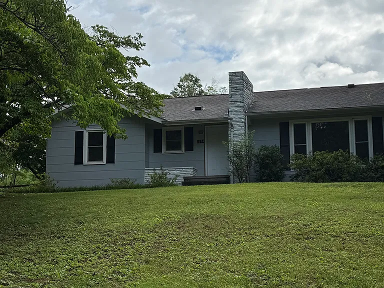 334 Black Hill Rd — Photo 1