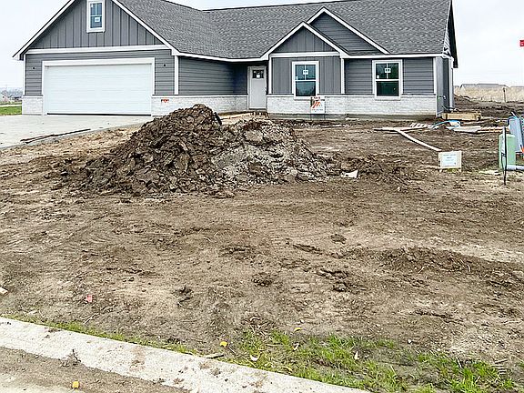 3rd image of 4389 Glen View Dr