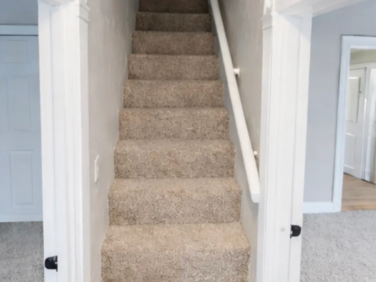 1135 N Bell St — Photo 12