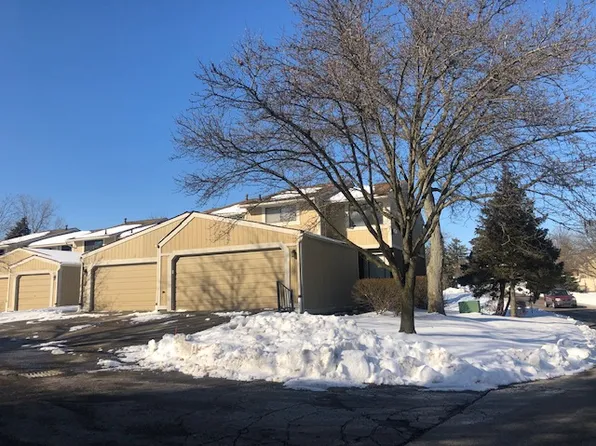 1060 Bristol Ct #1, Northville, MI 48167