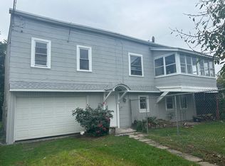 56 W Vaughn St, Kingston, PA 18704