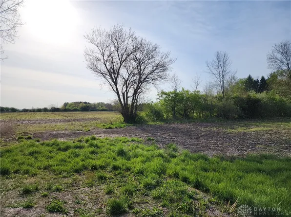 3920 Old Stage Rd, Spring Valley, OH 45370