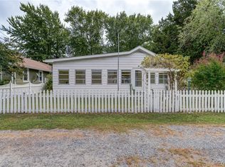 156 4th St, Colonial Beach, VA 22443