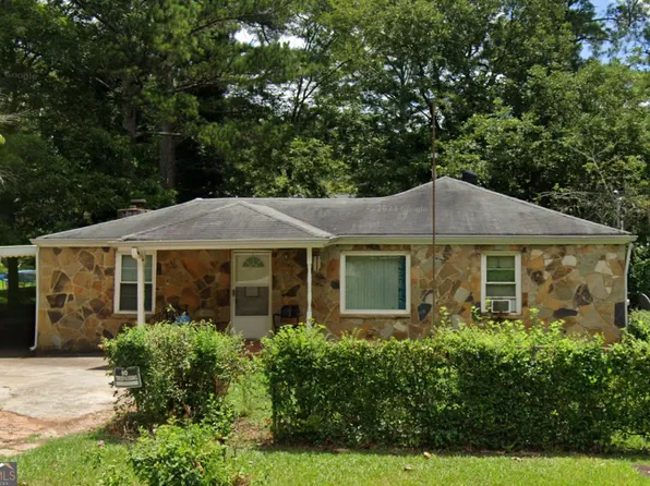 3249 Stratton Ln, Scottdale, GA 30079