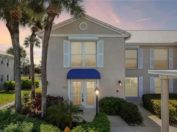 828 Gulf Pavilion DR #201, NAPLES, FL 34108