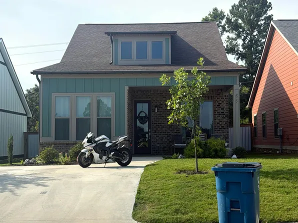 65 Idle Place Cir, Rossville, GA 30741