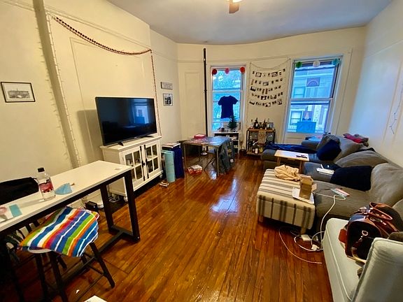 4th image of 243 W 100th St #D